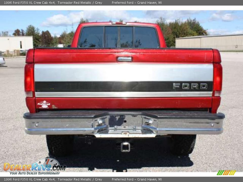 1996 Ford F350 XL Crew Cab 4x4 Torreador Red Metallic / Grey Photo #4