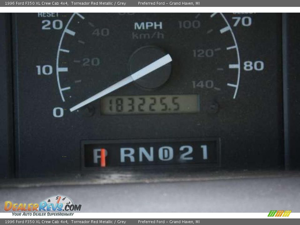 1996 Ford F350 XL Crew Cab 4x4 Torreador Red Metallic / Grey Photo #11