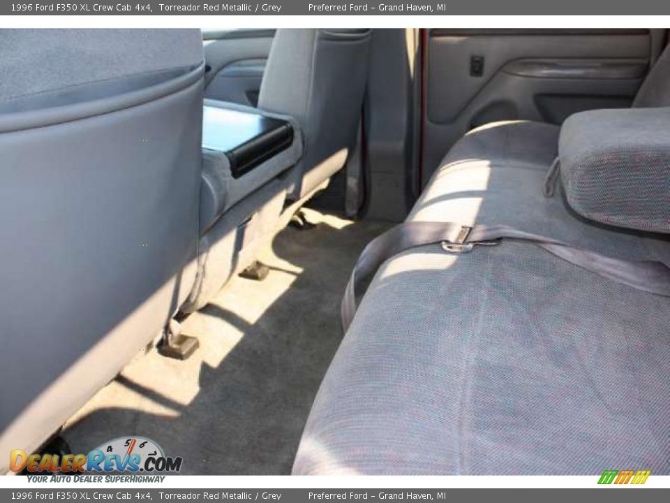 1996 Ford F350 XL Crew Cab 4x4 Torreador Red Metallic / Grey Photo #20