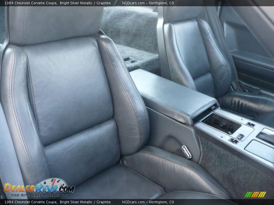 1984 Chevrolet Corvette Coupe Bright Silver Metallic / Graphite Photo #11