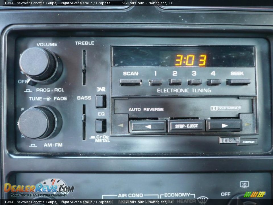 1984 Chevrolet Corvette Coupe Bright Silver Metallic / Graphite Photo #17