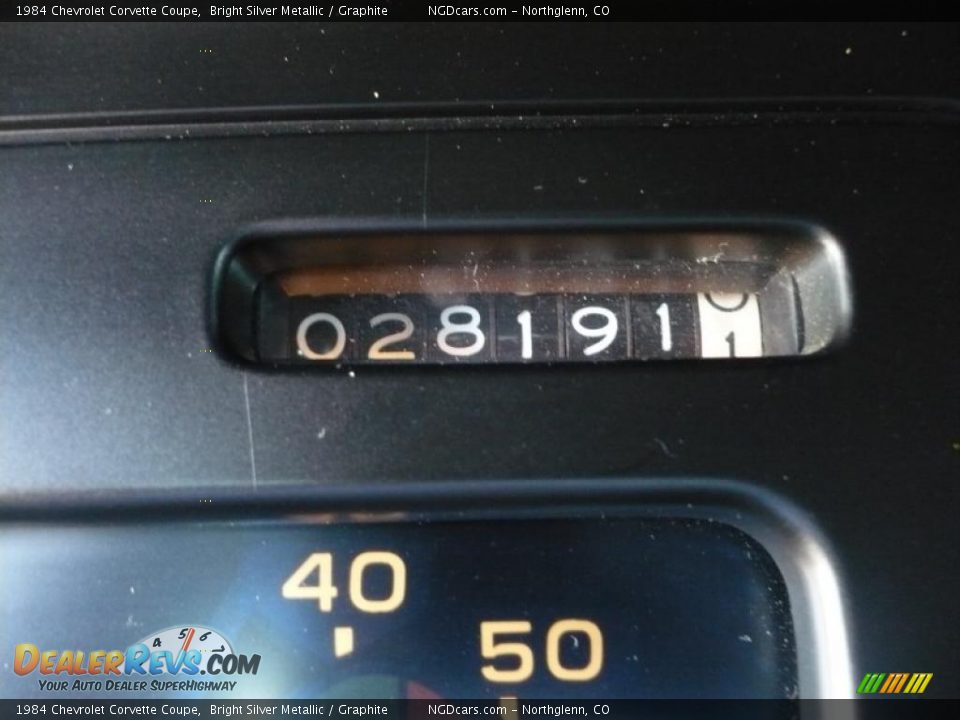 1984 Chevrolet Corvette Coupe Bright Silver Metallic / Graphite Photo #23