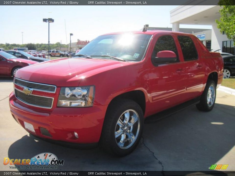 2007 Chevrolet Avalanche LTZ Victory Red / Ebony Photo #1