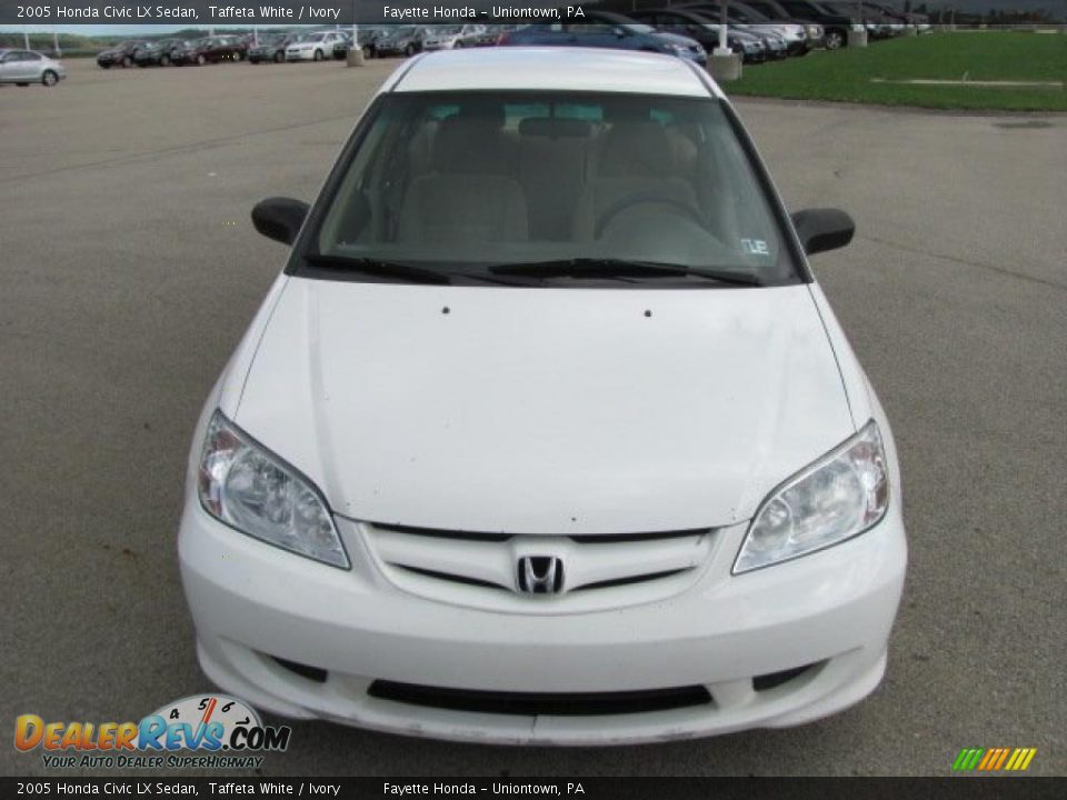 2005 Honda Civic LX Sedan Taffeta White / Ivory Photo #13