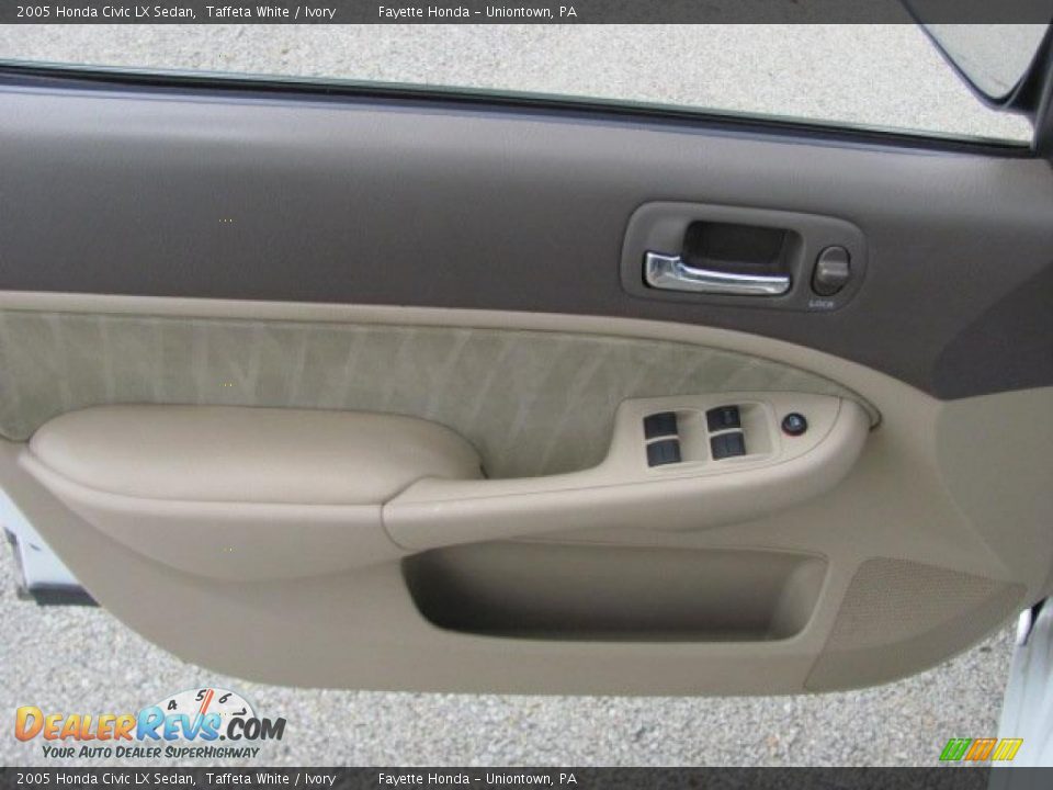 2005 Honda Civic LX Sedan Taffeta White / Ivory Photo #14