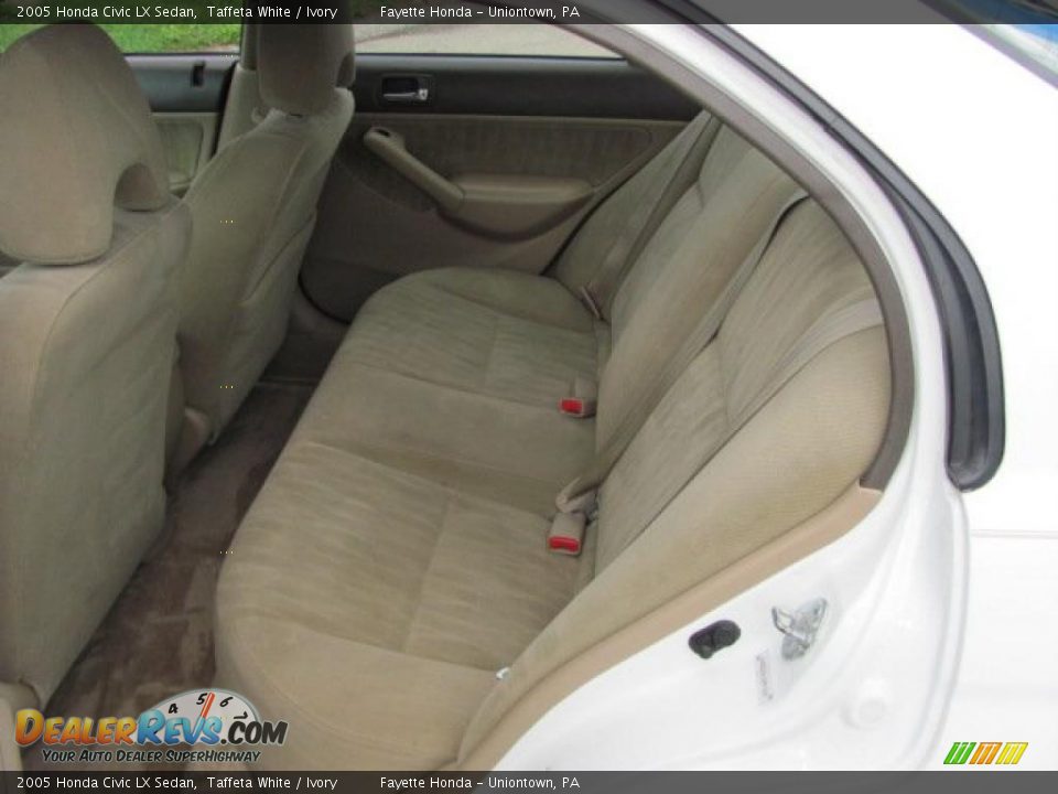 2005 Honda Civic LX Sedan Taffeta White / Ivory Photo #18