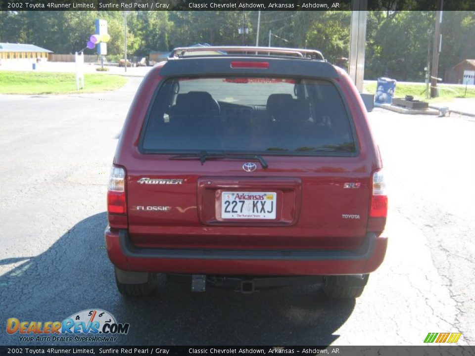 2002 Toyota 4Runner Limited Sunfire Red Pearl / Gray Photo #4