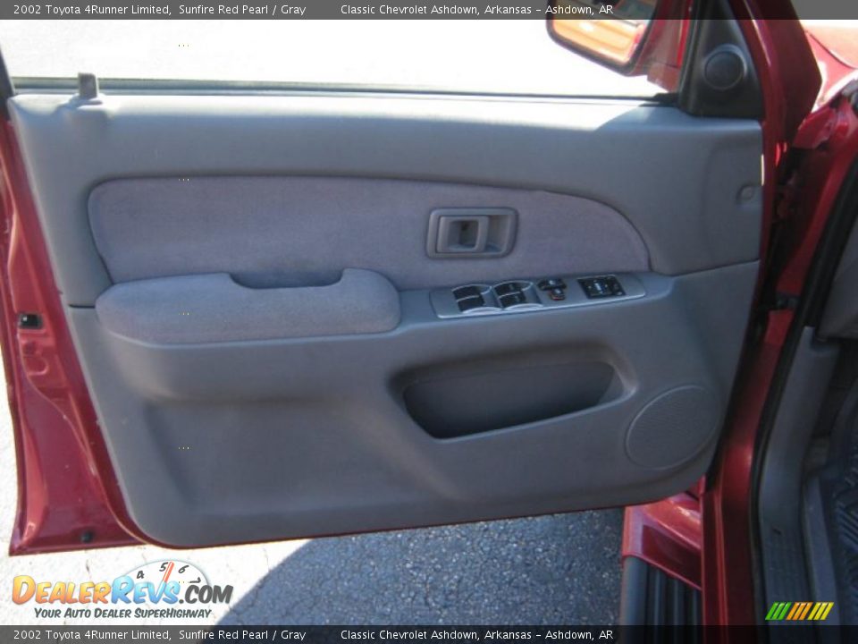 2002 Toyota 4Runner Limited Sunfire Red Pearl / Gray Photo #16