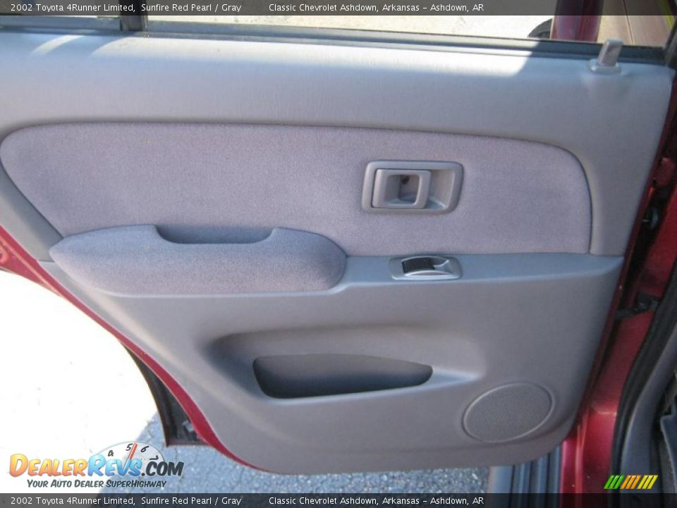 2002 Toyota 4Runner Limited Sunfire Red Pearl / Gray Photo #18