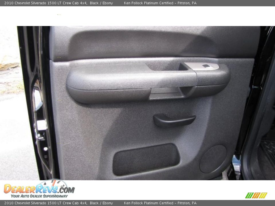 2010 Chevrolet Silverado 1500 LT Crew Cab 4x4 Black / Ebony Photo #29