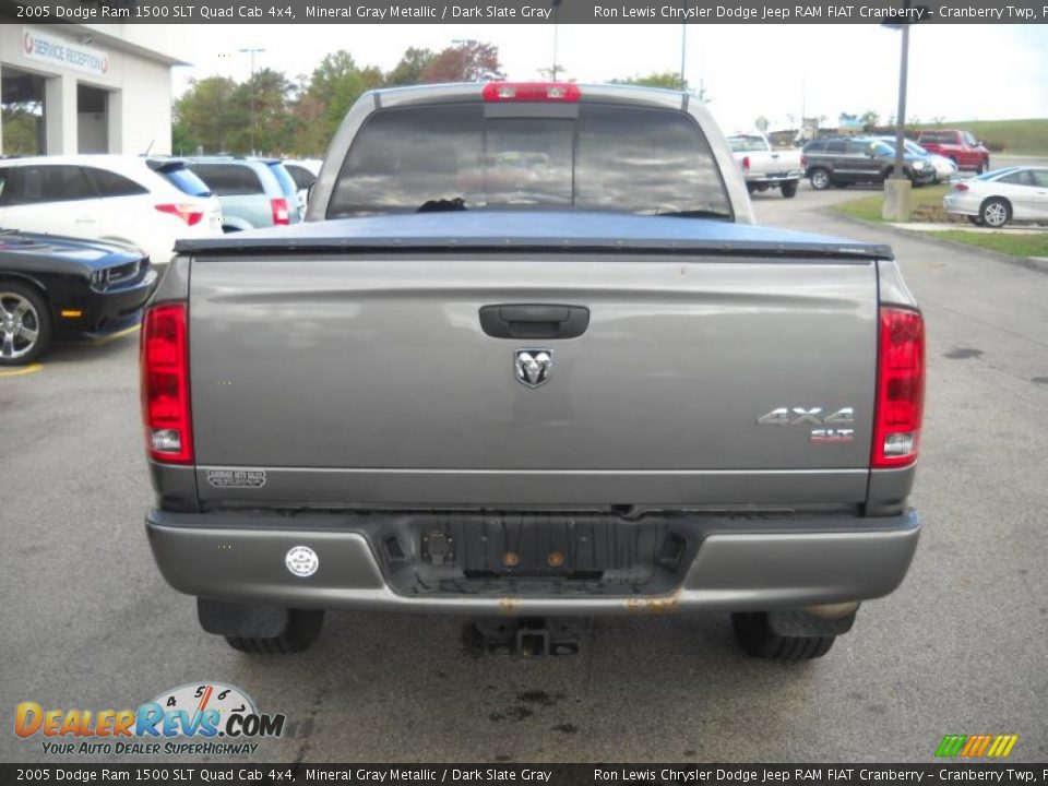 2005 Dodge Ram 1500 SLT Quad Cab 4x4 Mineral Gray Metallic / Dark Slate Gray Photo #3