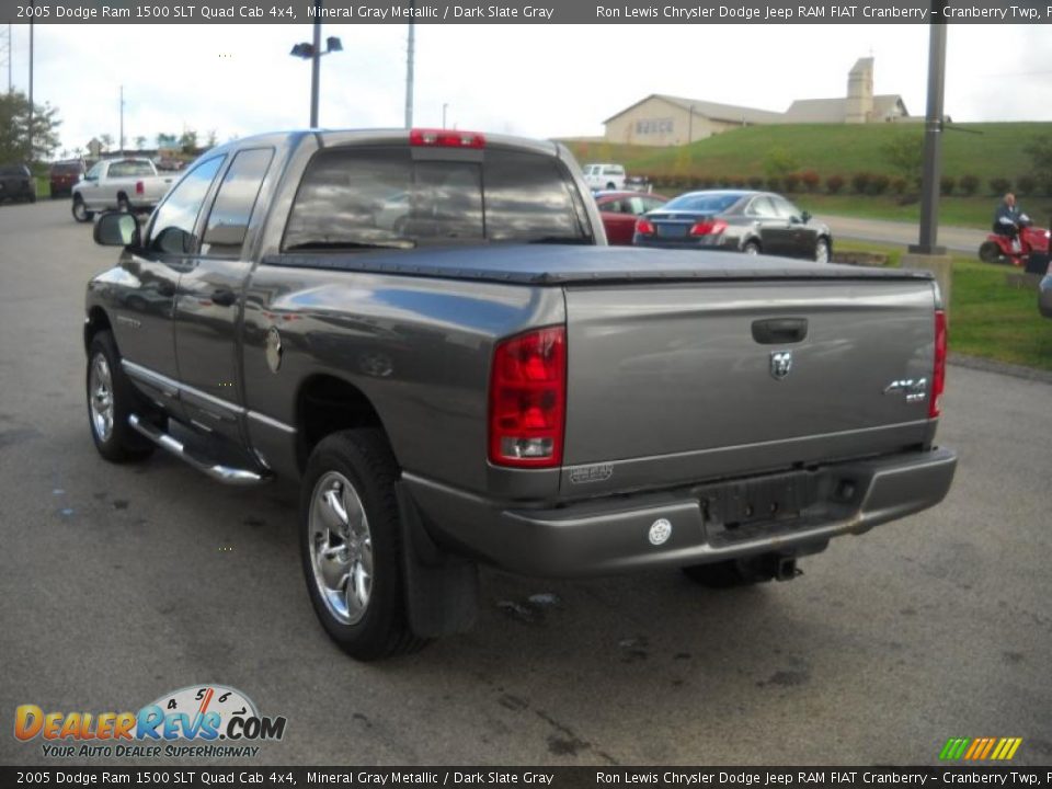 2005 Dodge Ram 1500 SLT Quad Cab 4x4 Mineral Gray Metallic / Dark Slate Gray Photo #4