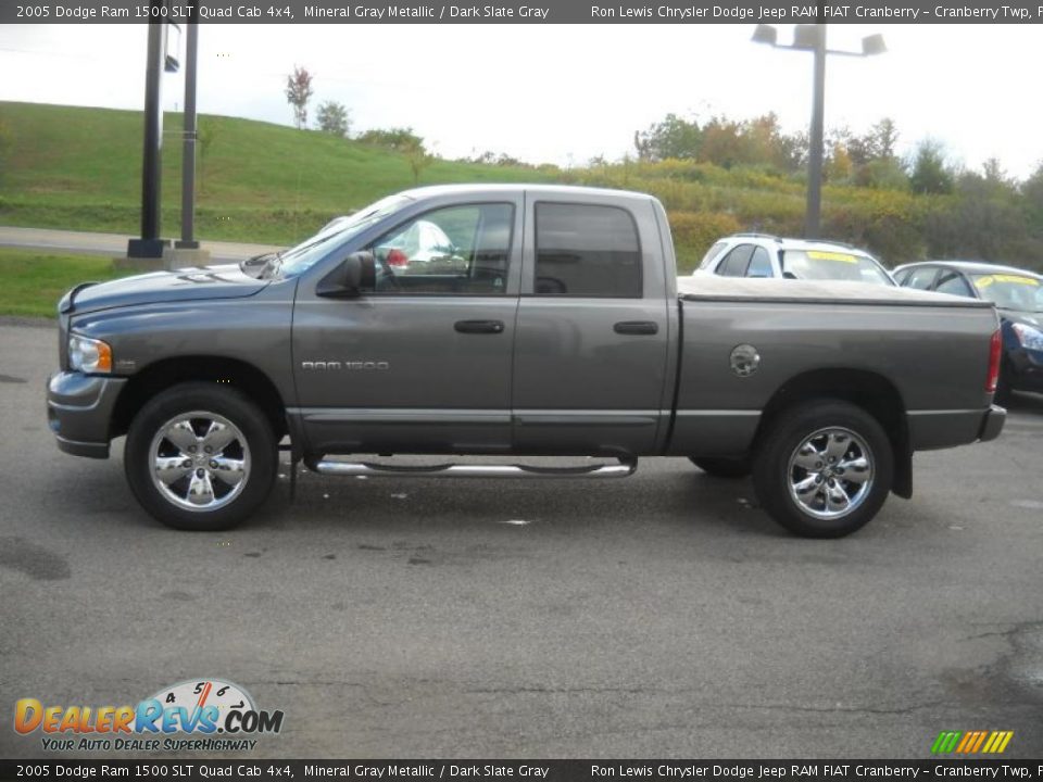 2005 Dodge Ram 1500 SLT Quad Cab 4x4 Mineral Gray Metallic / Dark Slate Gray Photo #5