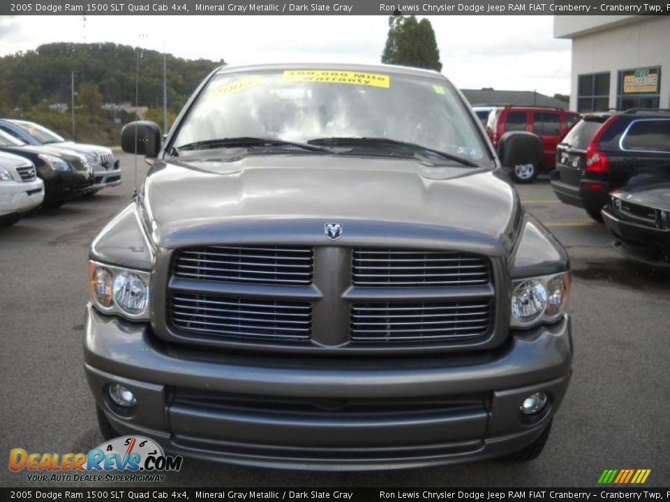 2005 Dodge Ram 1500 SLT Quad Cab 4x4 Mineral Gray Metallic / Dark Slate Gray Photo #19