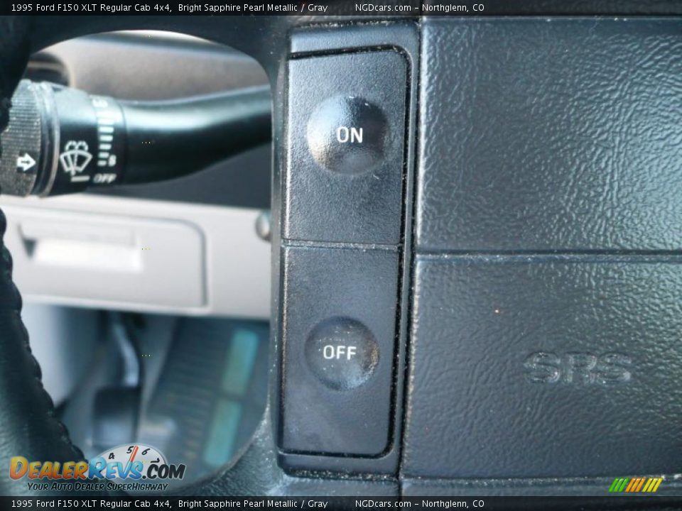 1995 Ford F150 XLT Regular Cab 4x4 Bright Sapphire Pearl Metallic / Gray Photo #15