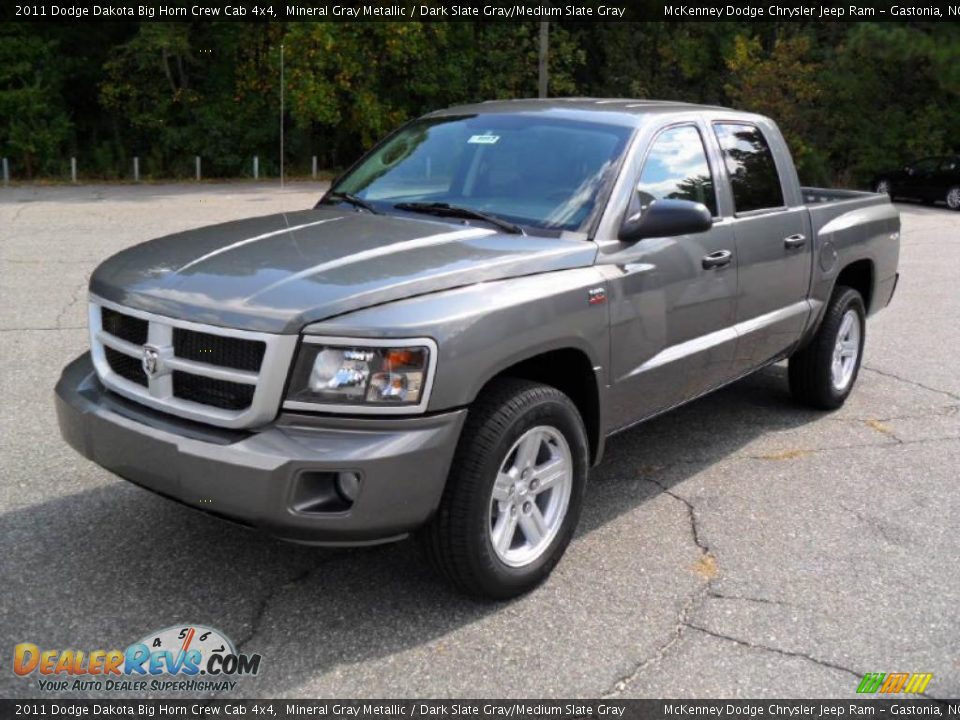 2011 Dodge Dakota Big Horn Crew Cab 4x4 Mineral Gray Metallic / Dark Slate Gray/Medium Slate Gray Photo #1