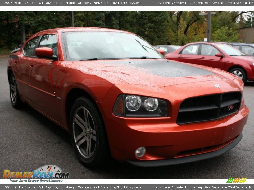 2006 Dodge Charger R/T Daytona Go Mango! Orange / Dark Slate Gray/Light Graystone Photo #16