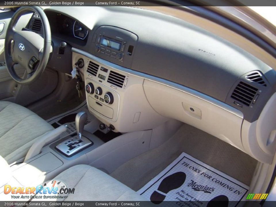 2006 Hyundai Sonata GL Golden Beige / Beige Photo #17