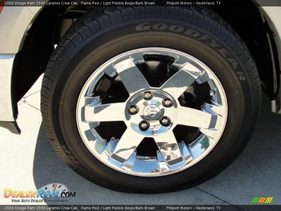 2009 Dodge Ram 1500 Laramie Crew Cab Flame Red / Light Pebble Beige/Bark Brown Photo #13