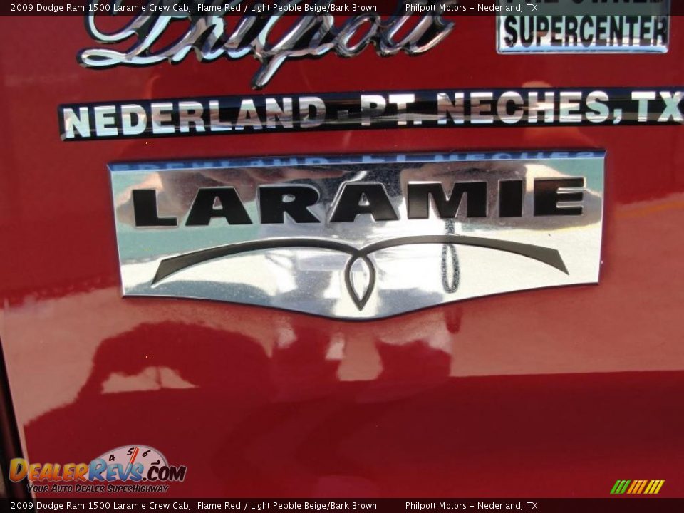 2009 Dodge Ram 1500 Laramie Crew Cab Flame Red / Light Pebble Beige/Bark Brown Photo #22