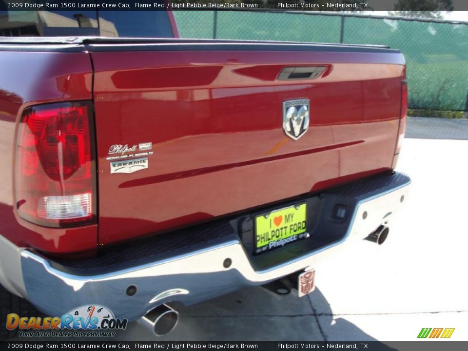 2009 Dodge Ram 1500 Laramie Crew Cab Flame Red / Light Pebble Beige/Bark Brown Photo #23
