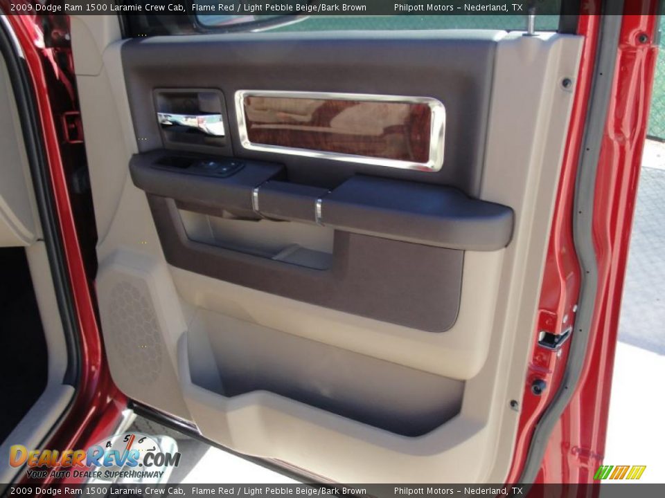 2009 Dodge Ram 1500 Laramie Crew Cab Flame Red / Light Pebble Beige/Bark Brown Photo #27