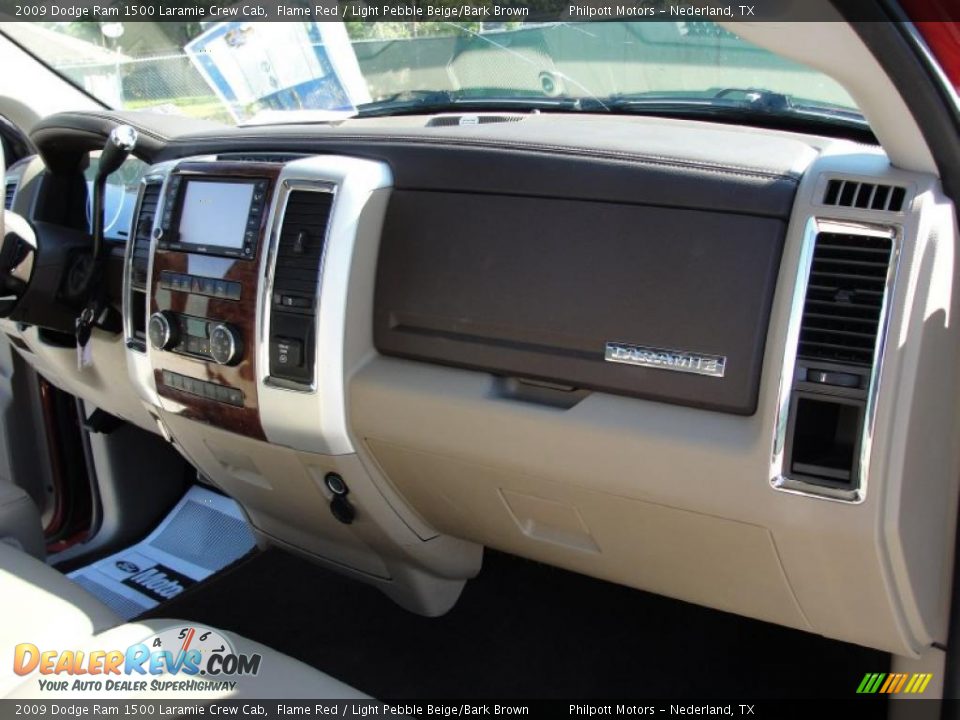 2009 Dodge Ram 1500 Laramie Crew Cab Flame Red / Light Pebble Beige/Bark Brown Photo #28