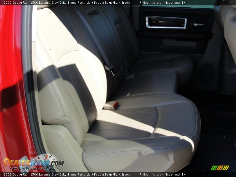 2009 Dodge Ram 1500 Laramie Crew Cab Flame Red / Light Pebble Beige/Bark Brown Photo #31