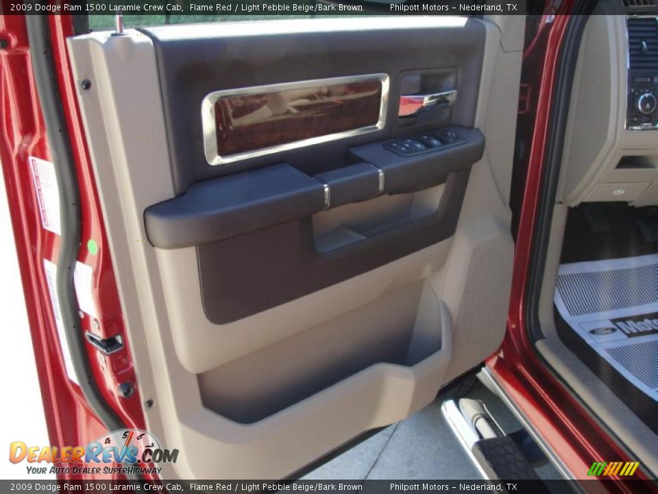 2009 Dodge Ram 1500 Laramie Crew Cab Flame Red / Light Pebble Beige/Bark Brown Photo #34