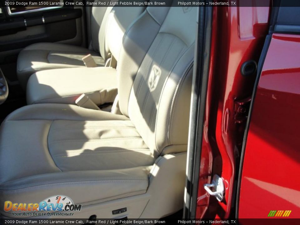 2009 Dodge Ram 1500 Laramie Crew Cab Flame Red / Light Pebble Beige/Bark Brown Photo #36