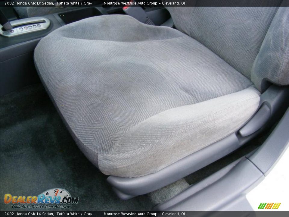 2002 Honda Civic LX Sedan Taffeta White / Gray Photo #10
