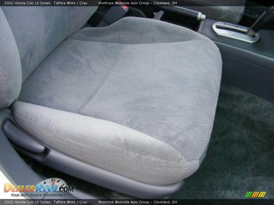 2002 Honda Civic LX Sedan Taffeta White / Gray Photo #14