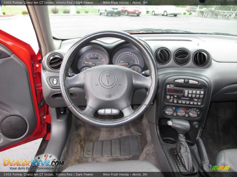 2003 Pontiac Grand Am GT Sedan Victory Red / Dark Pewter Photo #16