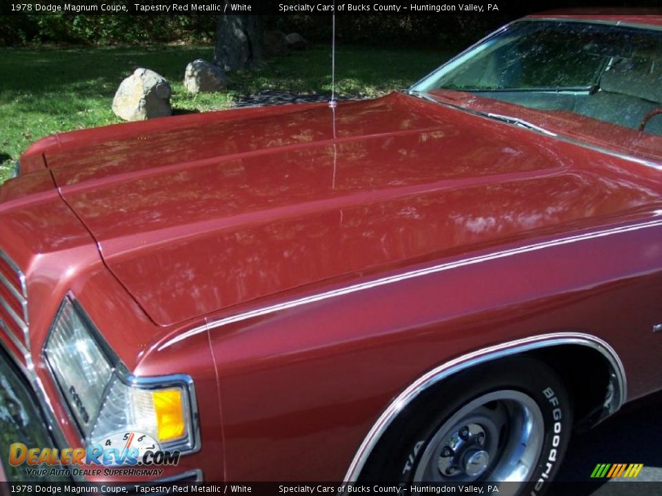 1978 Dodge Magnum Coupe Tapestry Red Metallic / White Photo #12