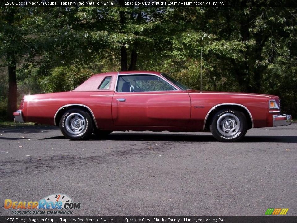 1978 Dodge Magnum Coupe Tapestry Red Metallic / White Photo #16