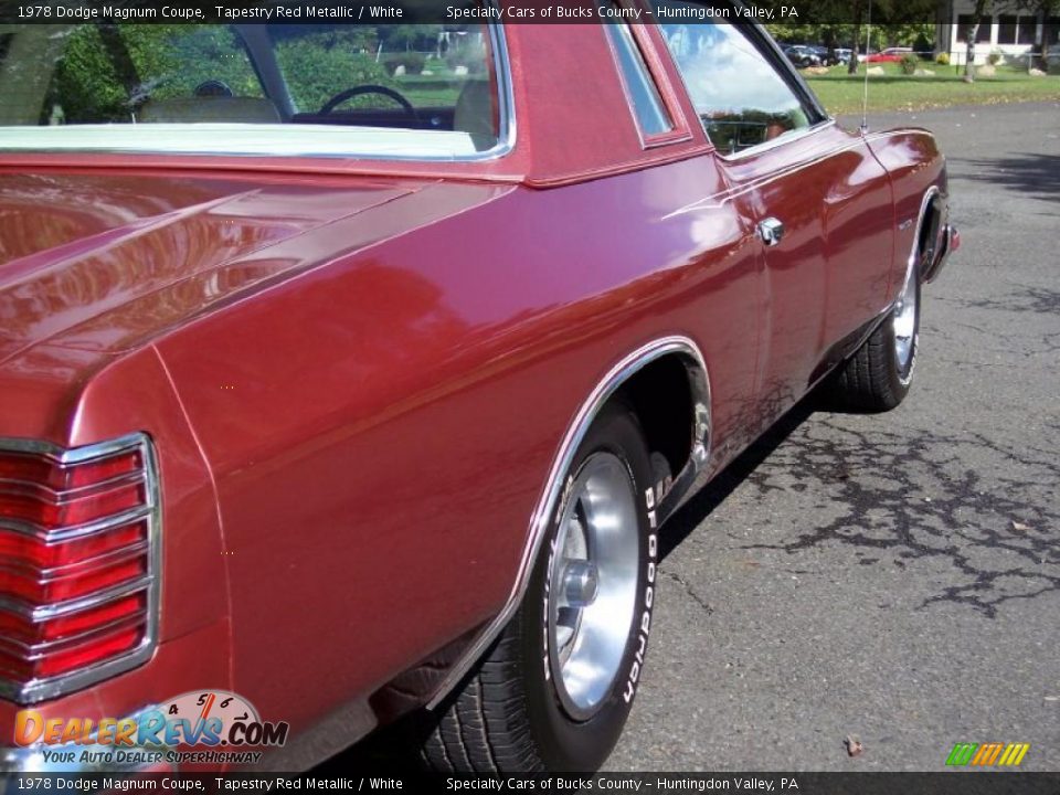 1978 Dodge Magnum Coupe Tapestry Red Metallic / White Photo #20