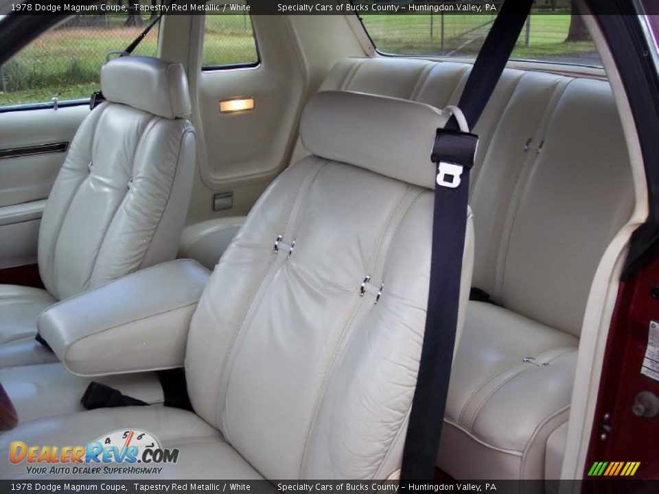 White Interior - 1978 Dodge Magnum Coupe Photo #27