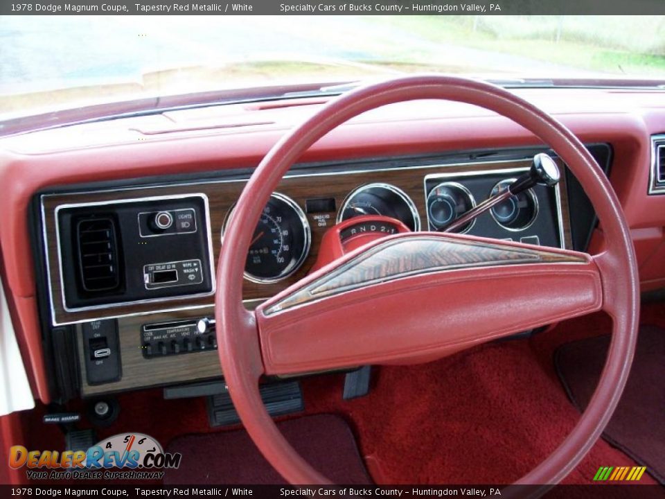 1978 Dodge Magnum Coupe Tapestry Red Metallic / White Photo #32