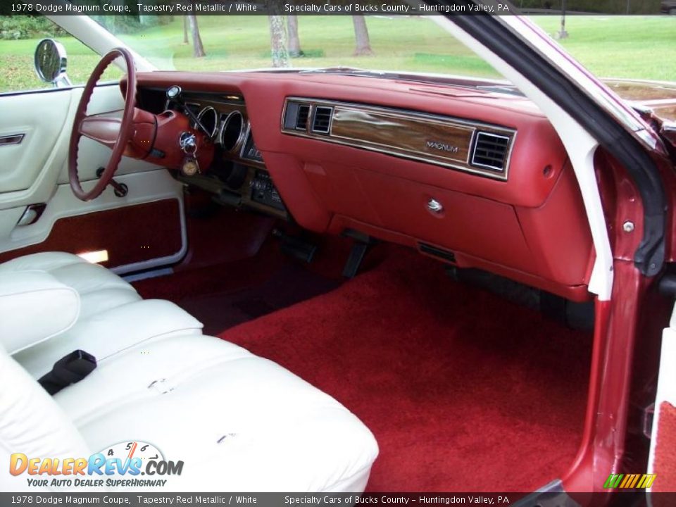 1978 Dodge Magnum Coupe Tapestry Red Metallic / White Photo #36