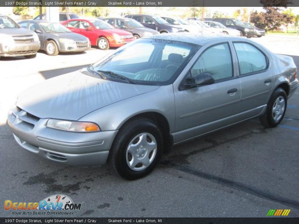 1997 Dodge Stratus Light Silver Fern Pearl / Gray Photo #9