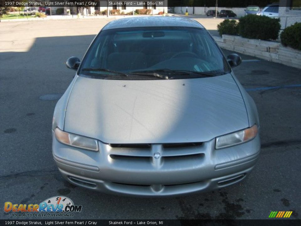1997 Dodge Stratus Light Silver Fern Pearl / Gray Photo #10