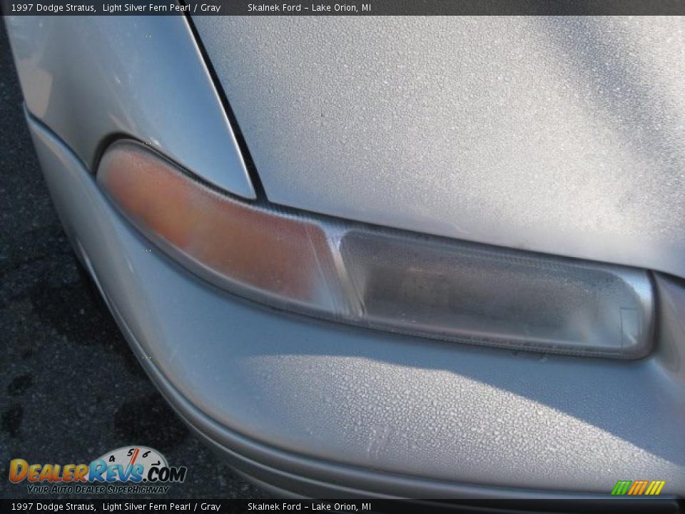 1997 Dodge Stratus Light Silver Fern Pearl / Gray Photo #12