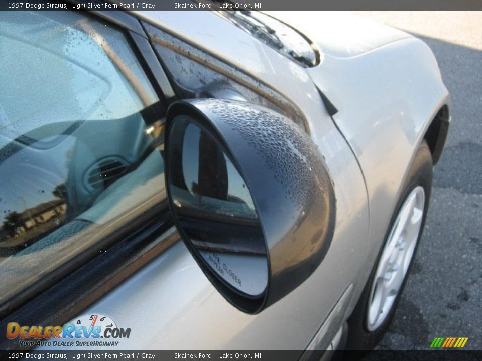 1997 Dodge Stratus Light Silver Fern Pearl / Gray Photo #14