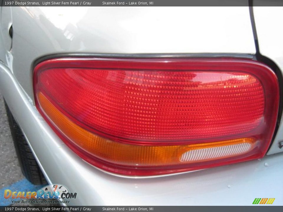 1997 Dodge Stratus Light Silver Fern Pearl / Gray Photo #15