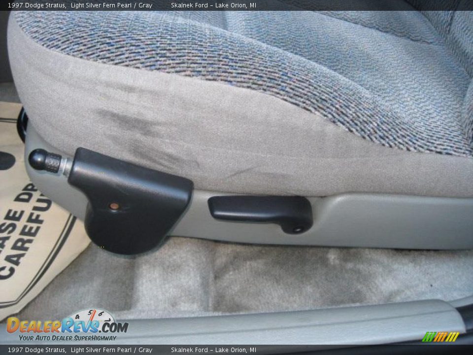 1997 Dodge Stratus Light Silver Fern Pearl / Gray Photo #20