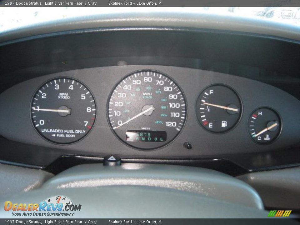 1997 Dodge Stratus Light Silver Fern Pearl / Gray Photo #21