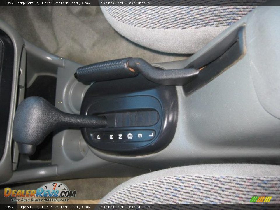 1997 Dodge Stratus Light Silver Fern Pearl / Gray Photo #24