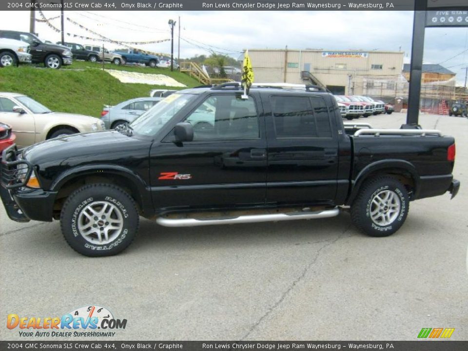 2004 GMC Sonoma SLS Crew Cab 4x4 Onyx Black / Graphite Photo #2