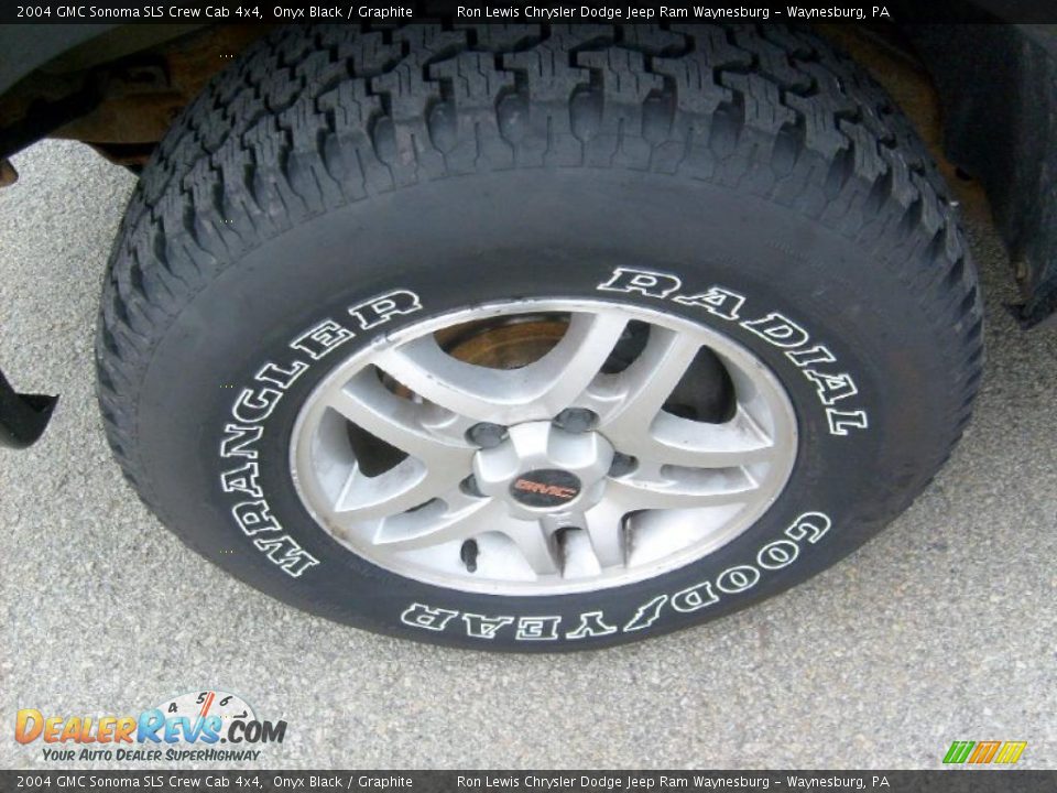 2004 GMC Sonoma SLS Crew Cab 4x4 Onyx Black / Graphite Photo #10