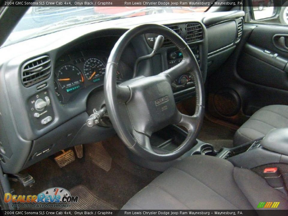 2004 GMC Sonoma SLS Crew Cab 4x4 Onyx Black / Graphite Photo #13